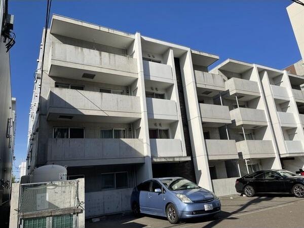 札幌市中央区北六条西２０丁目のマンション