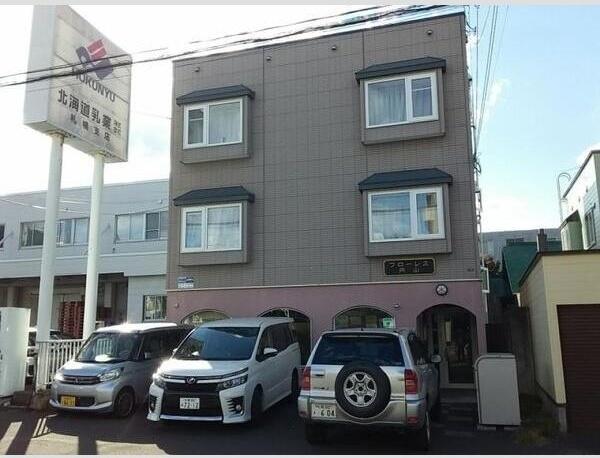 札幌市中央区北二条西23丁目のアパート