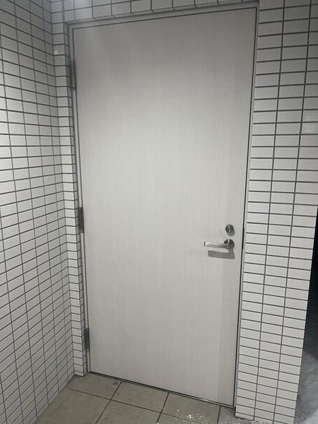メニーズコート創成タウンC棟