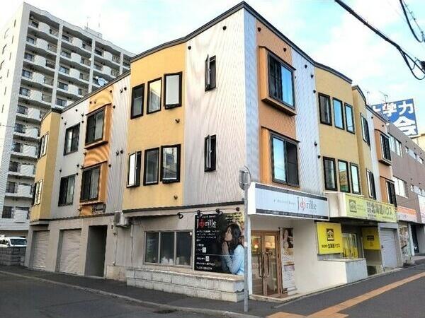 レユシール参番館