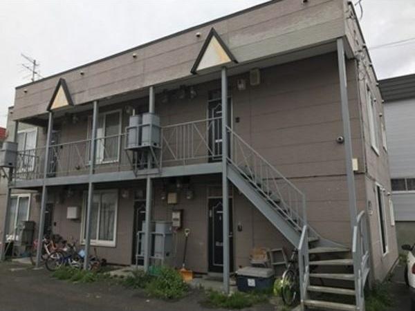 札幌市西区八軒九条東３丁目のアパート