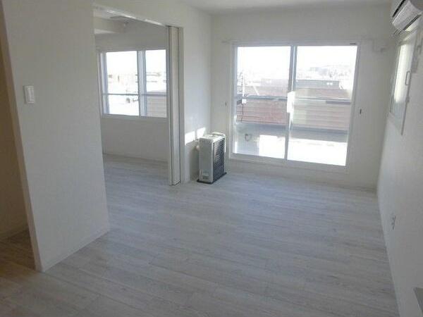 札幌市西区八軒二条東１丁目のマンション