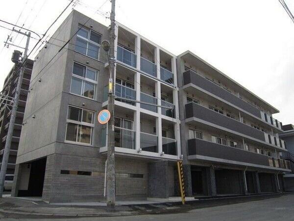 札幌市西区二十四軒四条３丁目のマンション