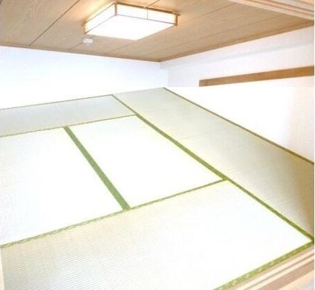 エンブレム山の手