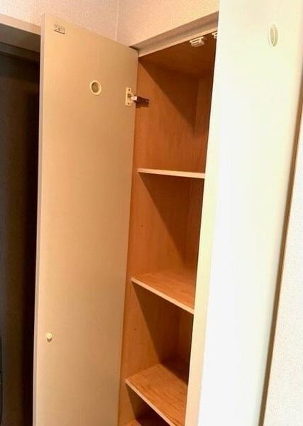 札幌市西区八軒三条東２丁目のマンション