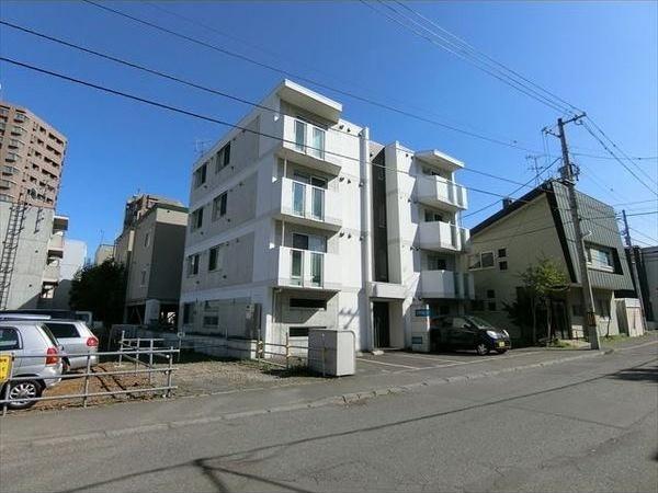 札幌市西区山の手三条１丁目のマンション