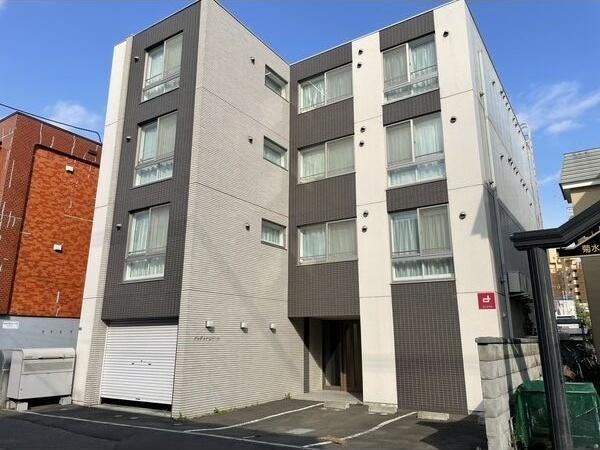 札幌市豊平区豊平一条７丁目のマンション