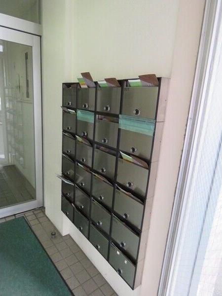 札幌市白石区本郷通７丁目南のアパート