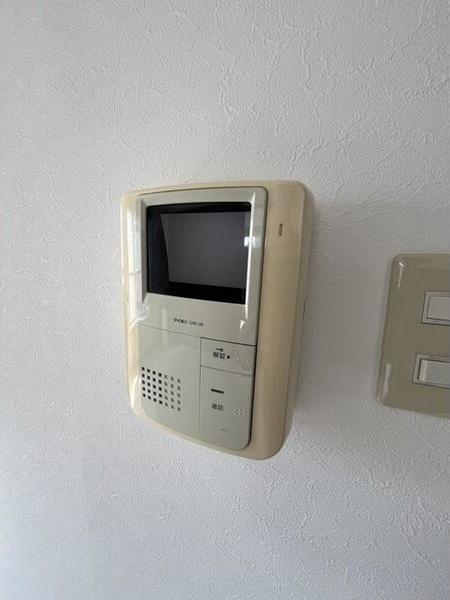 札幌市白石区南郷通１丁目南のマンション