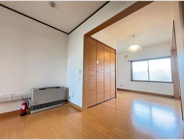 札幌市白石区南郷通２丁目南のアパート