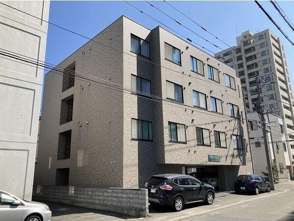 札幌市白石区南郷通１丁目北のマンション