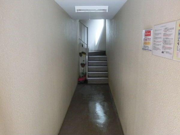 札幌市白石区南郷通５丁目南のアパート