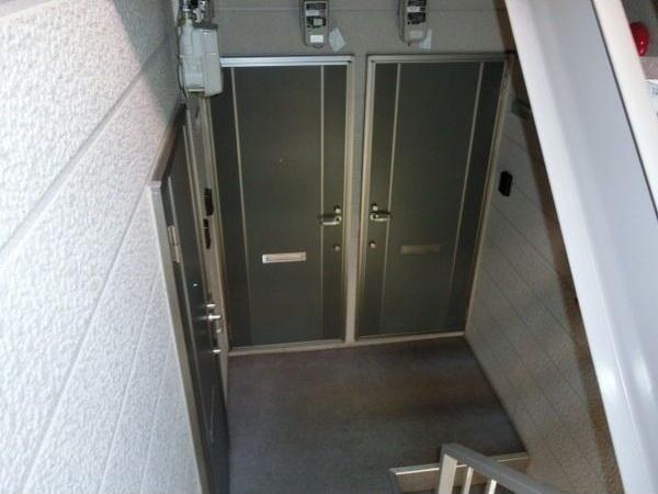 札幌市白石区南郷通５丁目南のアパート