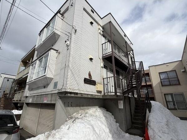 札幌市白石区東札幌二条２丁目のアパート