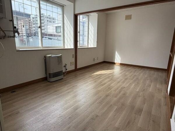 札幌市白石区東札幌二条２丁目のアパート