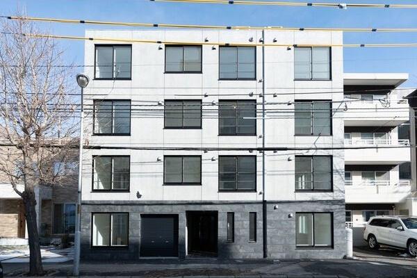 札幌市白石区本郷通１３丁目北のマンション