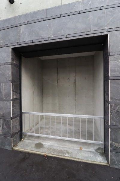 札幌市白石区本郷通１３丁目北のマンション