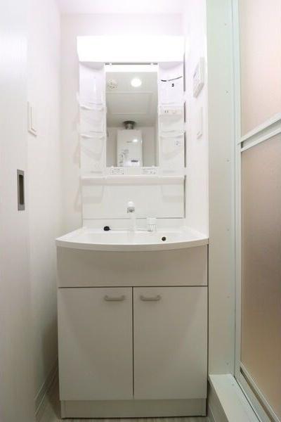 札幌市白石区本郷通１３丁目北のマンション