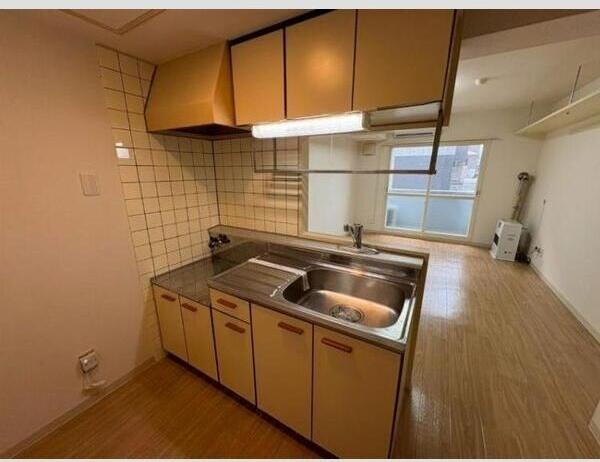 テラ元町