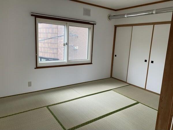 札幌市白石区南郷通１２丁目南のマンション