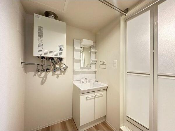 札幌市白石区南郷通１５丁目南のマンション