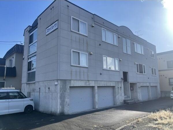 札幌市白石区北郷一条１２丁目のアパート