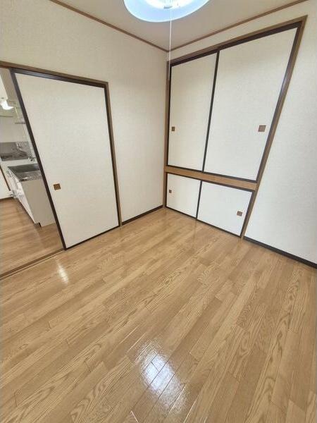 札幌市白石区南郷通１丁目南のマンション