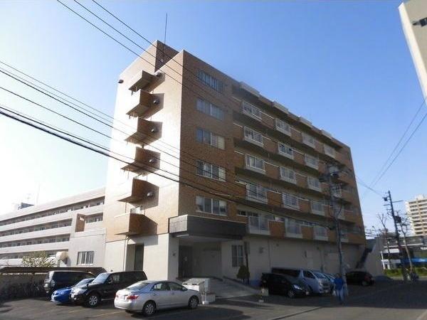 札幌市白石区南郷通１丁目南のマンション