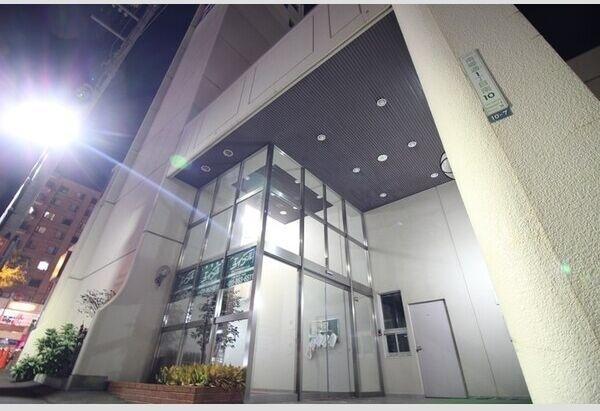 札幌市白石区南郷通１丁目南のマンション