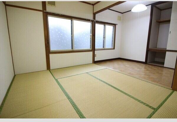 札幌市白石区南郷通２丁目南のアパート