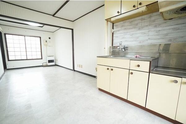 札幌市白石区南郷通１４丁目南のマンション