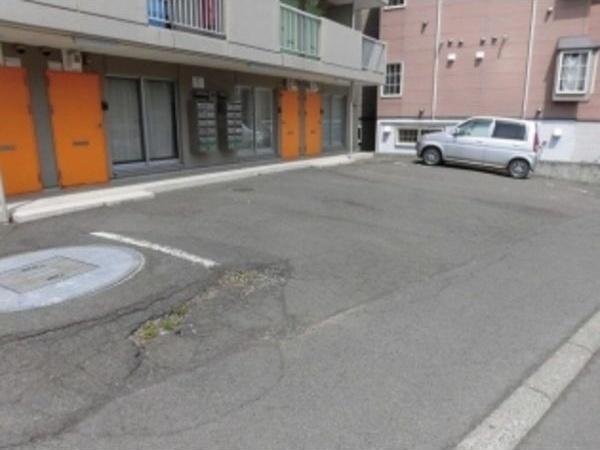 札幌市白石区南郷通１４丁目南のマンション