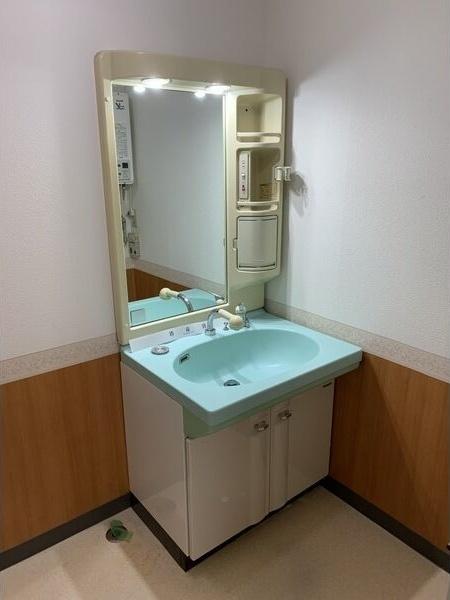 札幌市白石区本郷通１２丁目南のマンション