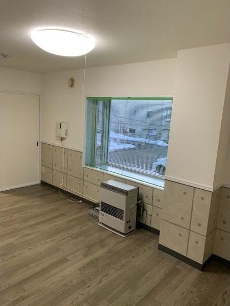札幌市白石区本郷通１２丁目南のマンション