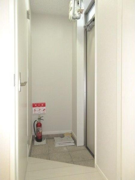 札幌市白石区栄通１３丁目のアパート