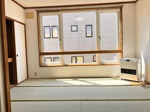 札幌市白石区南郷通１０丁目北のアパート