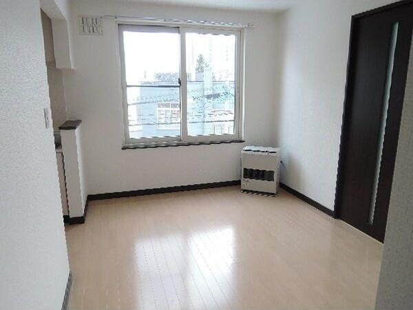 札幌市白石区菊水七条４丁目のアパート