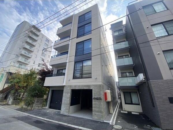 札幌市豊平区水車町２丁目のマンション