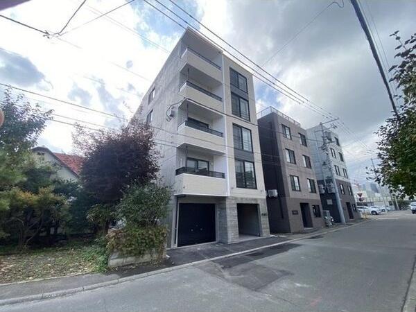 札幌市豊平区水車町２丁目のマンション