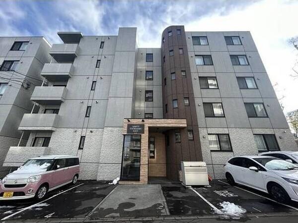 札幌市豊平区月寒東一条８丁目のマンション