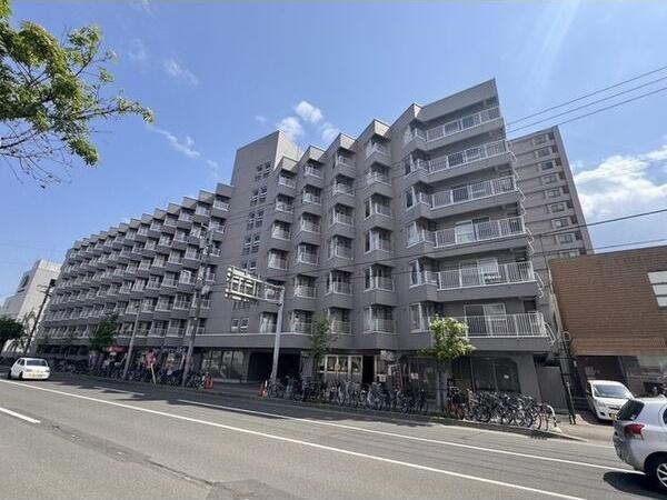 札幌市豊平区平岸三条８丁目のマンション