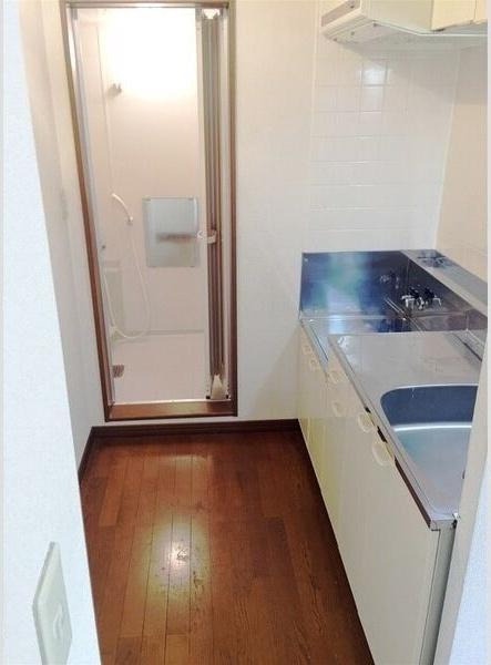 札幌市豊平区水車町６丁目のアパート