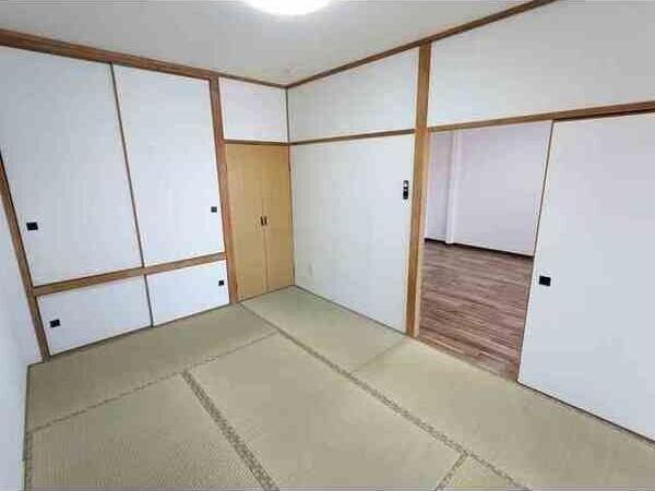 札幌市豊平区平岸三条１２丁目のマンション