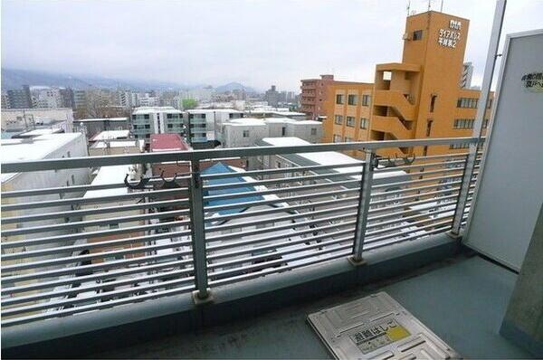 札幌市豊平区平岸一条８丁目のマンション