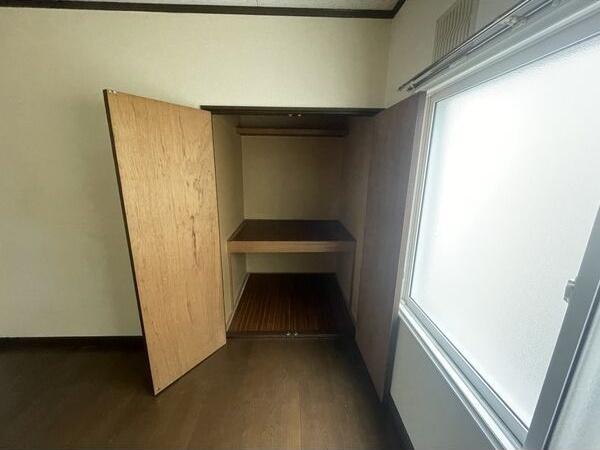 Eフラット