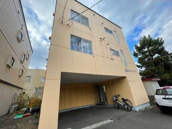 エイトハイツ