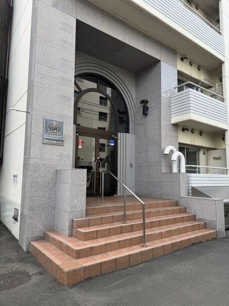 日興パレス東札幌