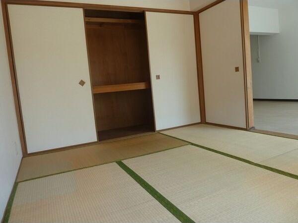 平岸ハウス