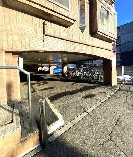メープル月寒中央駅