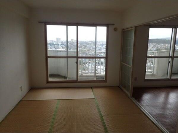 ロイヤルレインボー平岸B棟